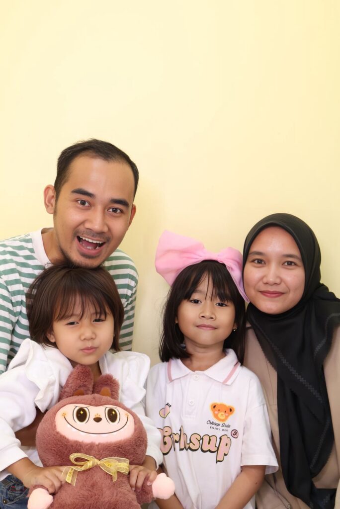 Perempuan bekerja kembali ke dunia kerja